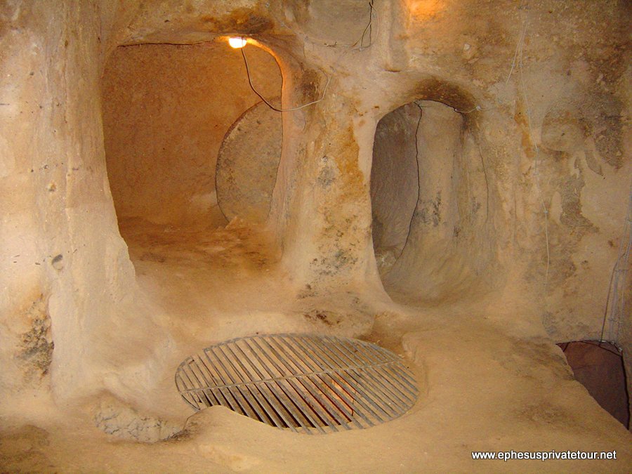 Valle de las Rosas, ciudad bajo tierra de Kaymakli Capadocia thmb img